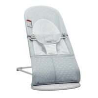 BabyBjorn - Balansoarul Balance Soft Silver/White, Mesh, Culoare: Gri deschis  - ExclusivMAG.ro