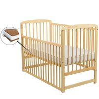 BabyNeeds - Patut din lemn Ola 120x60 cm, cu laterala culisanta, Natur + Saltea 10 cm  - ExclusivMAG.ro