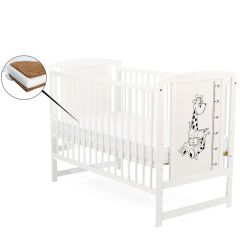 BabyNeeds - Patut din lemn Timmi Girafa 120x60 cm, Alb + Saltea 10 cm