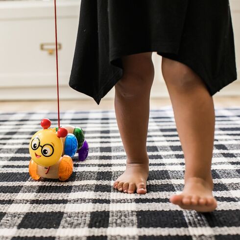 Jucarie din lemn Hape Inch Along Cal™ Baby Einstein,poza 4