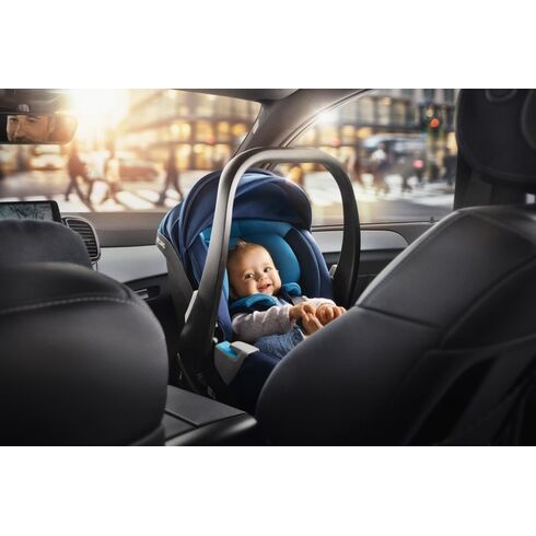 Scaun auto Recaro Guardia Racing Red, Culoare: Rosu/Negru, Grupa: 0-13kg (0 luni - 12 luni)