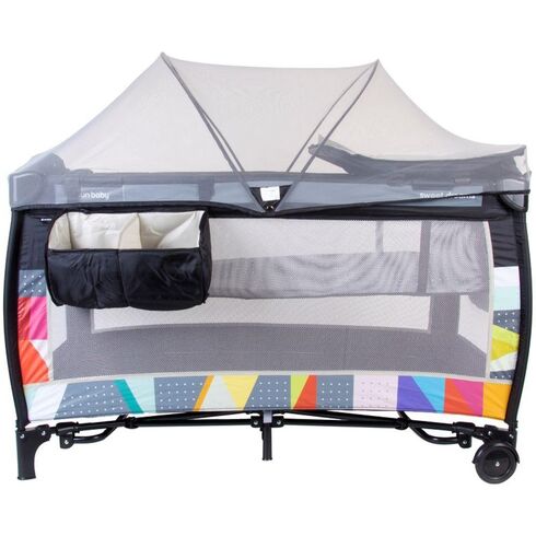 Patut Pliabil cu doua nivele si Sistem de Leganare Sweet Dreams Multicolor - Sun Baby