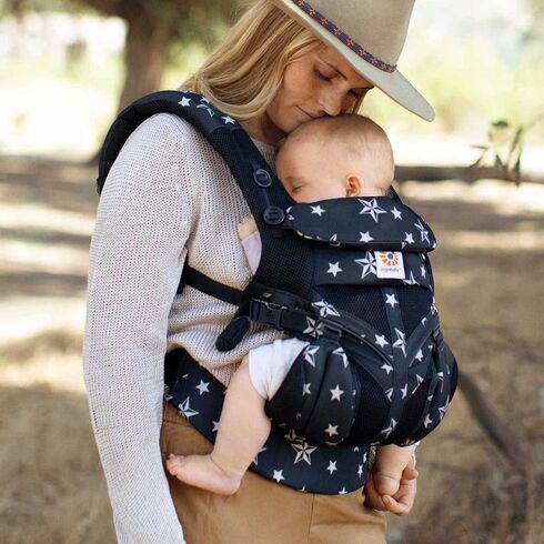 Marsupiu Ergobaby Omni 360 Cool Air Mesh Black Stars - poza 3 - ExclusivMAG.ro