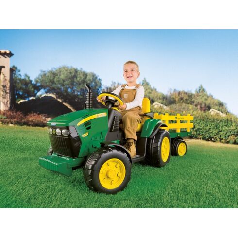 Tractor Peg Perego JD Ground Force w/trailer,poza 3  - ExclusivMAG.ro Tractor Peg Perego JD Ground Force w/trailer,poza 3