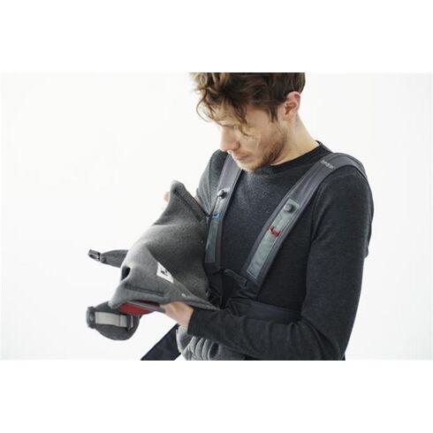 Marsupiu anatomic BabyBjorn Mini, cu pozitii multiple Dark Grey, 3D Jersey, Culoare: Gri,poza 7