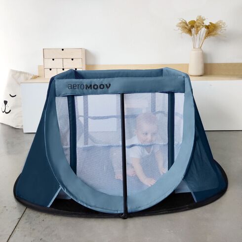 Patut Pliant Pop Up Blue Whale Aeromoov, Culoare: Albastru, Dimensiuni: 120x60,poza 8  - ExclusivMAG.ro Patut Pliant Pop Up Blue Whale Aeromoov, Culoare: Albastru, Dimensiuni: 120x60,poza 8