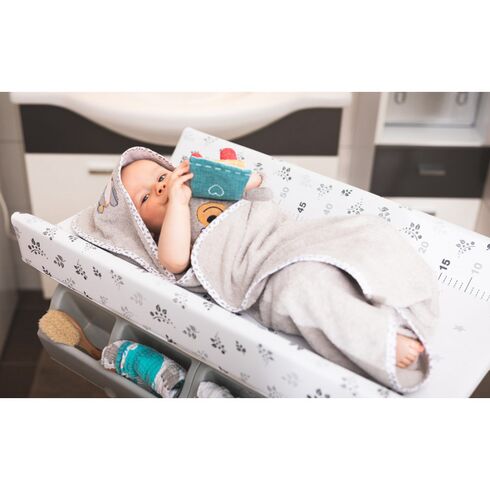Masa de infasat pliabila cu cadita si suport accesorii Fillikid - poza 6 - ExclusivMAG.ro