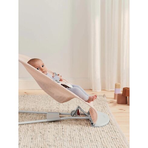 Balansoar Balance Soft, Pearly Pink/White, Mesh BabyBjorn, Culoare: Roz,poza 3