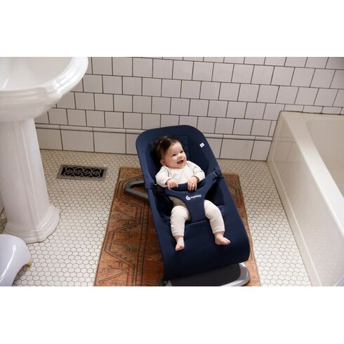 Balansoar 3 in 1 Evolve Midnight Blue Ergobaby, Culoare: Albastru,poza 9  - ExclusivMAG.ro Balansoar 3 in 1 Evolve Midnight Blue Ergobaby, Culoare: Albastru,poza 9