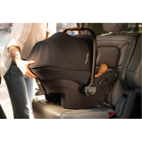 Scoica auto cu ISOFIX integrat Nuna PIPA urbn Caviar, nastere - 75 cm, testata inclusiv la impact lateral, conform ECE R129, Culoare: Negru, Grupa: 0-13kg (0 luni - 12 luni),poza 9  - ExclusivMAG.ro Scoica auto cu ISOFIX integrat Nuna PIPA urbn Caviar, nastere - 75 cm, testata inclusiv la impact lateral, conform ECE R129, Culoare: Negru, Grupa: 0-13kg (0 luni - 12 luni),poza 9