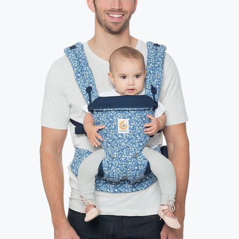 Marsupiu Omni 360 Batik Indigo Ergobaby, Culoare: Blue,poza 2  - ExclusivMAG.ro Marsupiu Omni 360 Batik Indigo Ergobaby, Culoare: Blue,poza 2