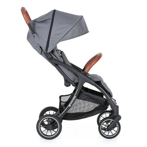 Carucior sport Petite&Mars Cross, Autopliabil, 6 luni+, pana la 22 kg, Gri, Culoare: Gri, Model: sport,poza 3  - ExclusivMAG.ro Carucior sport Petite&Mars Cross, Autopliabil, 6 luni+, pana la 22 kg, Gri, Culoare: Gri, Model: sport,poza 3