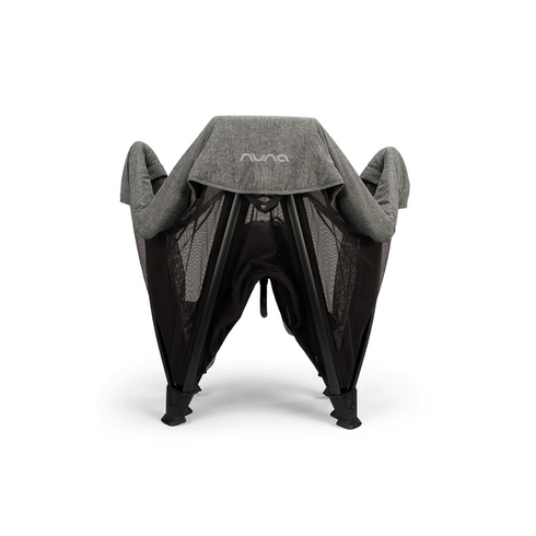 Patut pliant Nuna SENA Aire Charcoal, Culoare: Gri/Negru, Dimensiuni: 105x70,poza 5  - ExclusivMAG.ro Patut pliant Nuna SENA Aire Charcoal, Culoare: Gri/Negru, Dimensiuni: 105x70,poza 5
