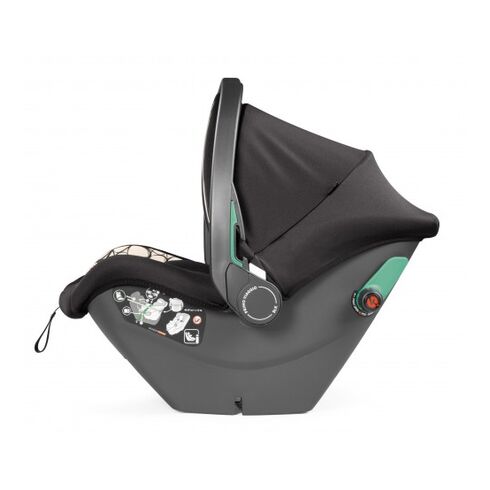 Scaun Auto, Peg Perego, i-size Primoviaggio SLK, 0-13 kg, 500, Graphic Gold, Culoare: Negru/Auriu, Grupa: 0-13kg (0 luni - 12 luni),poza 3  - ExclusivMAG.ro Scaun Auto, Peg Perego, i-size Primoviaggio SLK, 0-13 kg, 500, Graphic Gold, Culoare: Negru/Auriu, Grupa: 0-13kg (0 luni - 12 luni),poza 3
