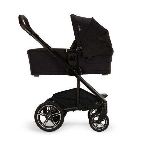 Nuna x BMW - Landou pentru caruciorul MIXX next, negru Element,poza 3  - ExclusivMAG.ro Nuna x BMW - Landou pentru caruciorul MIXX next, negru Element,poza 3