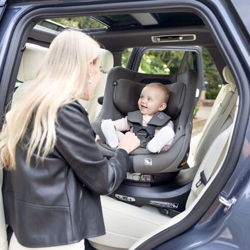 Scaun auto rotativ i-Size Joie i-Harbour Signature Eclipse, 40-105 cm + Baza i-Size i-Base Encore, testat ADAC si certificat R129,poza 4  - ExclusivMAG.ro Scaun auto rotativ i-Size Joie i-Harbour Signature Eclipse, 40-105 cm + Baza i-Size i-Base Encore, testat ADAC si certificat R129,poza 4