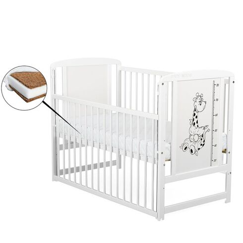 Patut din lemn BabyNeeds Timmi Girafa 120x60 cm, cu laterala culisanta, Alb + Saltea 10 cm