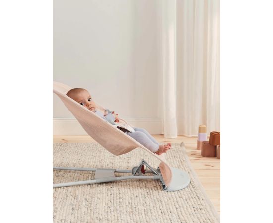 Balansoar Balance Soft, Pearly Pink/White, Mesh BabyBjorn, Culoare: Roz,poza 3