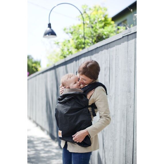 Protectie Iarna 2 in 1 Ergobaby Black Ergobaby  - ExclusivMAG.ro