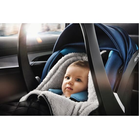 Scaun auto Recaro Guardia Racing Red, Culoare: Rosu/Negru, Grupa: 0-13kg (0 luni - 12 luni) - poza 4 - ExclusivMAG.ro