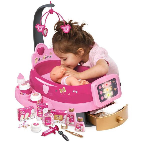 Set cadita si accesorii pentru papusi Smoby Baby Nurse Nursery roz - poza 4 - ExclusivMAG.ro