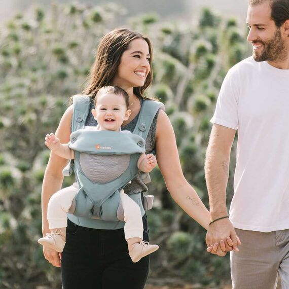 Marsupiu Ergobaby 4 Pozitii 360 Cool Air Mesh Sea Mist - poza 2 - ExclusivMAG.ro