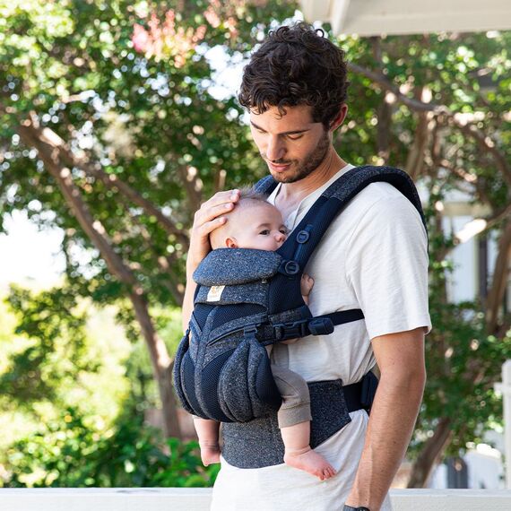 Marsupiu Ergobaby Omni 360 Cool Air Mesh Blue Tweed - poza 2 - ExclusivMAG.ro