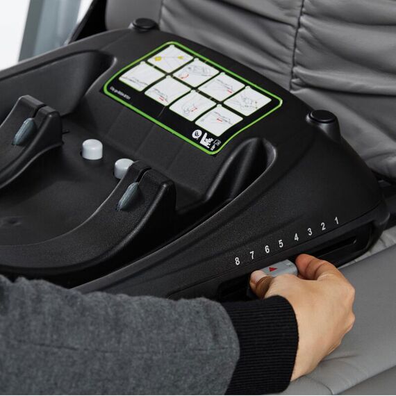 Baza Isofix City Go compatibla cu scaunul auto City Go Baby Jogger - poza 3 - ExclusivMAG.ro