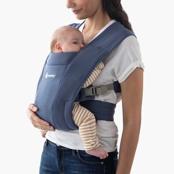 Marsupiu Ergobaby Embrace Soft Navy, Culoare: Albastru - poza 4 - ExclusivMAG.ro