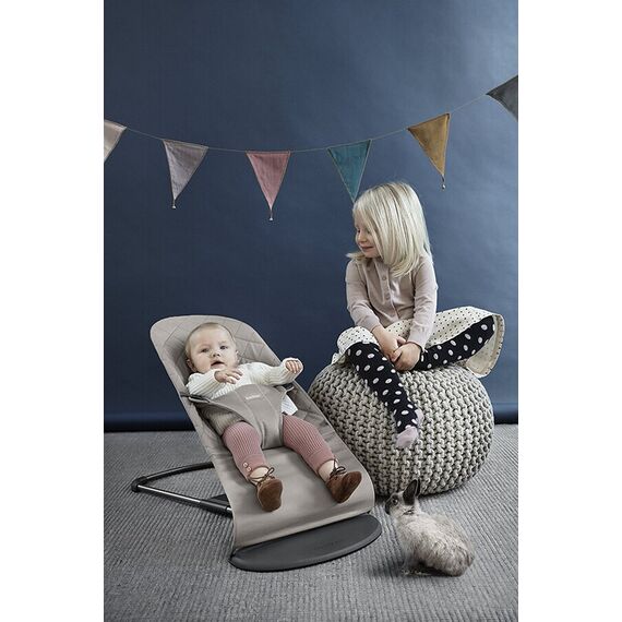 Balansoar BabyBjorn Bliss Sand Grey, Bumbac cu bara de jucarii, Culoare: Crem - poza 4 - ExclusivMAG.ro