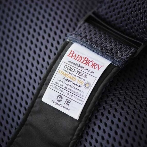 Marsupiu anatomic BabyBjorn Mini, cu pozitii multiple Anthracite, 3D Mesh, Culoare: Negru/Gri - poza 7 - ExclusivMAG.ro