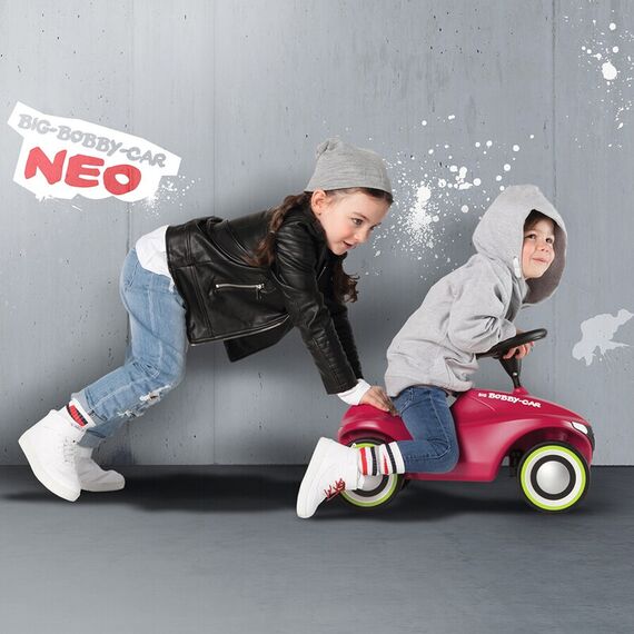Masinuta de impins Big Bobby Car Neo pink, Culoare: Roz - poza 5 - ExclusivMAG.ro
