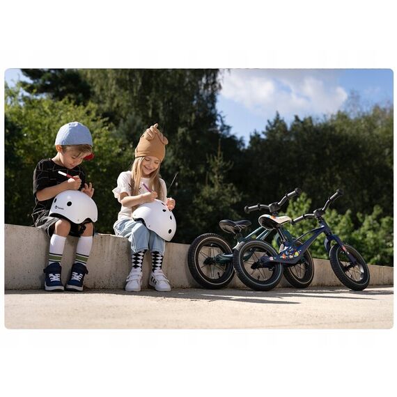 Bicicleta cu roti gonflabile, fara pedale, 12 , Bart, Green Forest Lionelo, Culoare: Verde - poza 9 - ExclusivMAG.ro