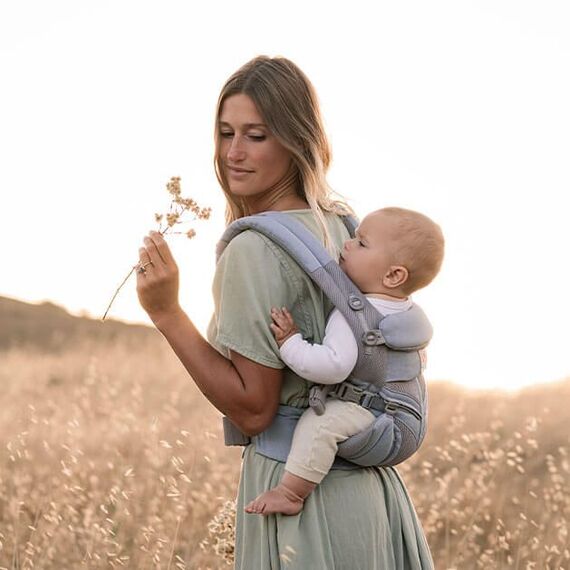 Marsupiu Ergobaby Omni 360 Cool Air Mesh Chambray, Culoare: Blue - poza 7 - ExclusivMAG.ro