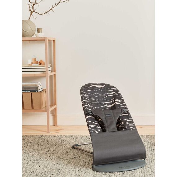 Balansoar BabyBjorn Bliss Anthracite/Landscape Bumbac - Editie Limitata, Culoare: Gri - poza 5 - ExclusivMAG.ro