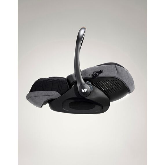 Scoica auto inclinabila Joie i-Size i-Level Recline Carbon, colectia Signature, nastere-85 cm, Culoare: Gri/Negru, Grupa: 0-13kg (0 luni - 12 luni) - poza 7 - ExclusivMAG.ro