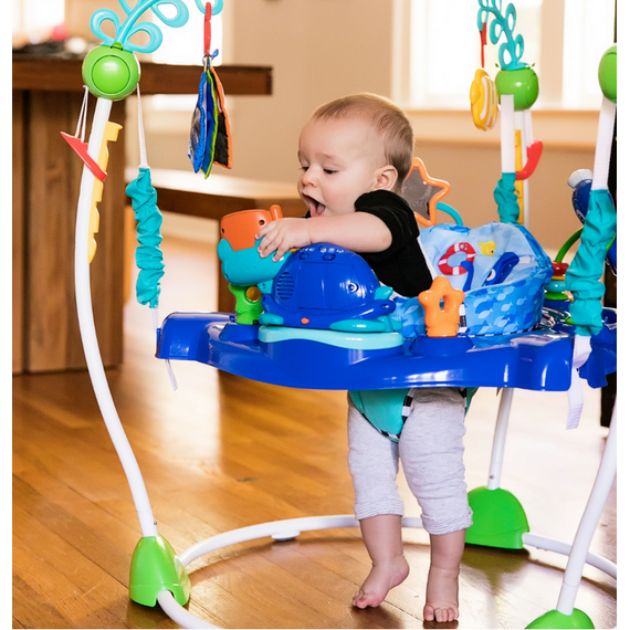Centru de activitati Neptune's Ocean Discovery Jumper™ Baby Einstein - poza 3 - ExclusivMAG.ro