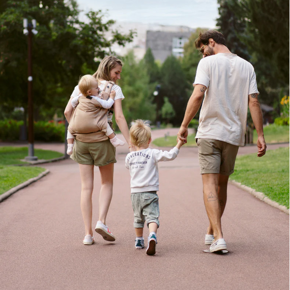 Babymoov - Moov & Boost Sistem de purtare transformabil in Booster, Bej, Culoare: Bej - poza 4 - ExclusivMAG.ro