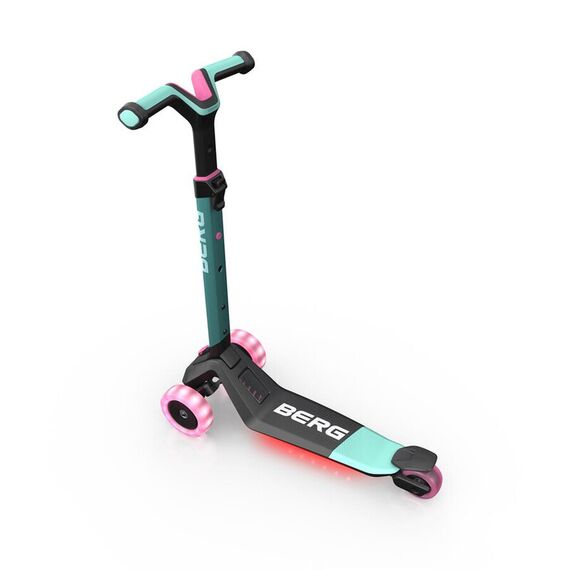 Trotineta BERG Nexo Mint Pliabila cu Lumini LED, Culoare: Turcoaz - poza 2 - ExclusivMAG.ro