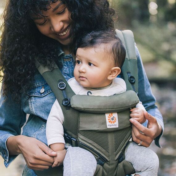Marsupiu Omni 360 Cool Air Mesh Khaki Green Ergobaby, Culoare: Verde - poza 4 - ExclusivMAG.ro