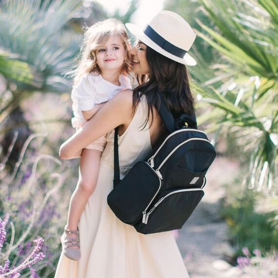 Rucsac pentru Scutece si Accesorii Anywere I Go Black Ergobaby - poza 3 - ExclusivMAG.ro