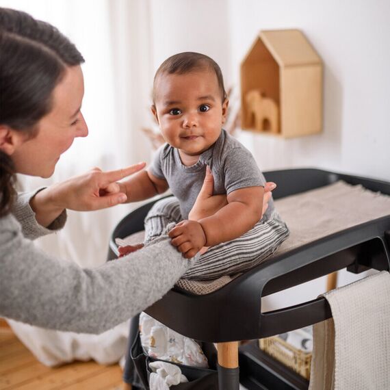 Masuta de schimbat si infasat BabyGo Change Me, Black - poza 6 - ExclusivMAG.ro