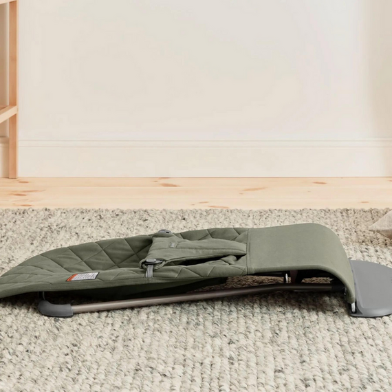 BabyBjorn - Balansoar Bliss Dark Green din tesatura matlasata cu aspect Clasic, Culoare: Verde inchis - poza 5 - ExclusivMAG.ro