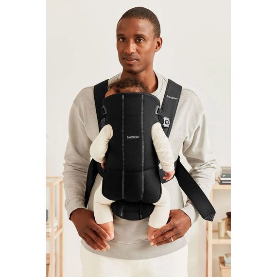 BabyBjorn - Marsupiu anatomic Mini, cu pozitii multiple de purtare, Black, Tesatura-Tricot, Culoare: Negru - poza 3 - ExclusivMAG.ro