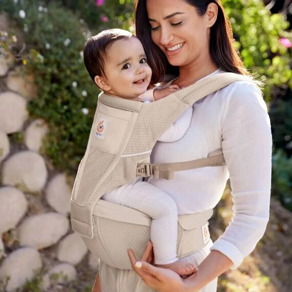 Marsupiu Alta Hip Ergobaby, 4 luni - 4 ani , 5.5-20.4 kg, Natural Beige, Culoare: Bej - poza 4 - ExclusivMAG.ro