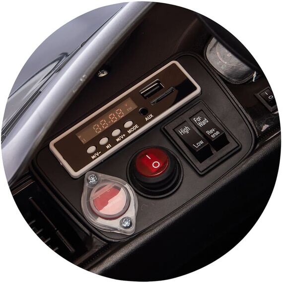 Masinuta electrica Chipolino Porsche Kayenne Black, Culoare: Negru, Capacitate acumulator: 12V - poza 10 - ExclusivMAG.ro