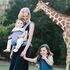 Marsupiu Ergobaby Sophie La Giraffe Festival 4 Pozitii 360 Ergobaby - poza 3 - ExclusivMAG.ro