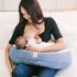 Perna de Alaptat Ergobaby Foam Vintage Blue Ergobaby - poza 2 - ExclusivMAG.ro